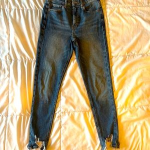 Super comfy stretch jeans with a unique distressed ankle